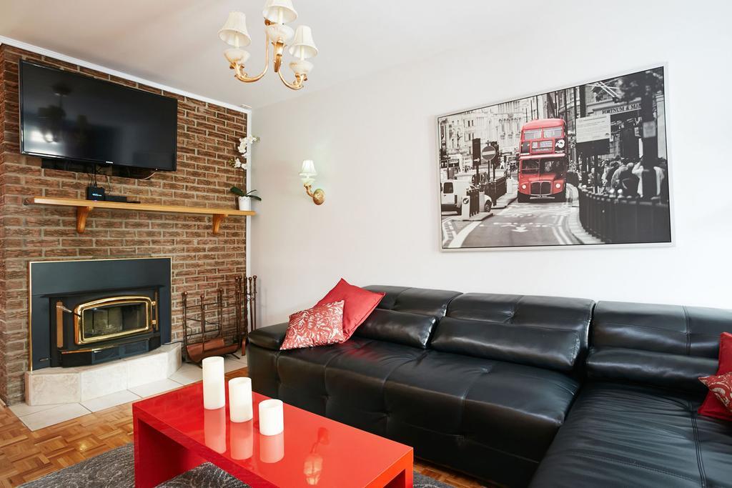 Вилла Big Cozy House Монреаль Экстерьер фото