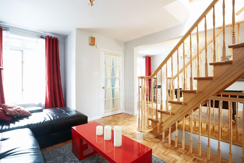 Вилла Big Cozy House Монреаль Экстерьер фото